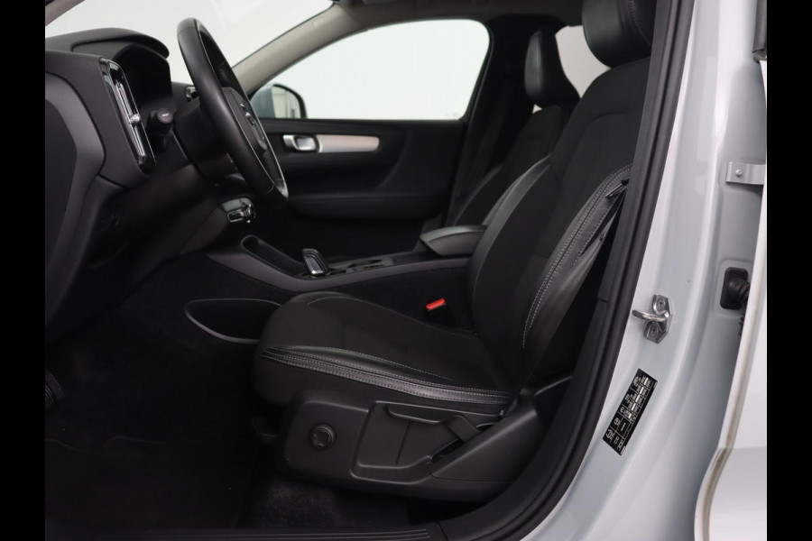 Volvo XC40 1.5 T5 Recharge Business Pro | Panoramadak | Adaptive cruise | Camera | Carplay | Half leder | Navigatie | Full LED | PHEV | Plug In