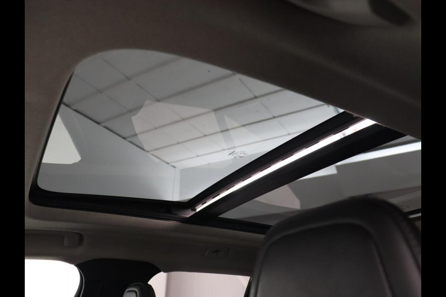 Volvo XC40 1.5 T5 Recharge Business Pro | Panoramadak | Adaptive cruise | Camera | Carplay | Half leder | Navigatie | Full LED | PHEV | Plug In