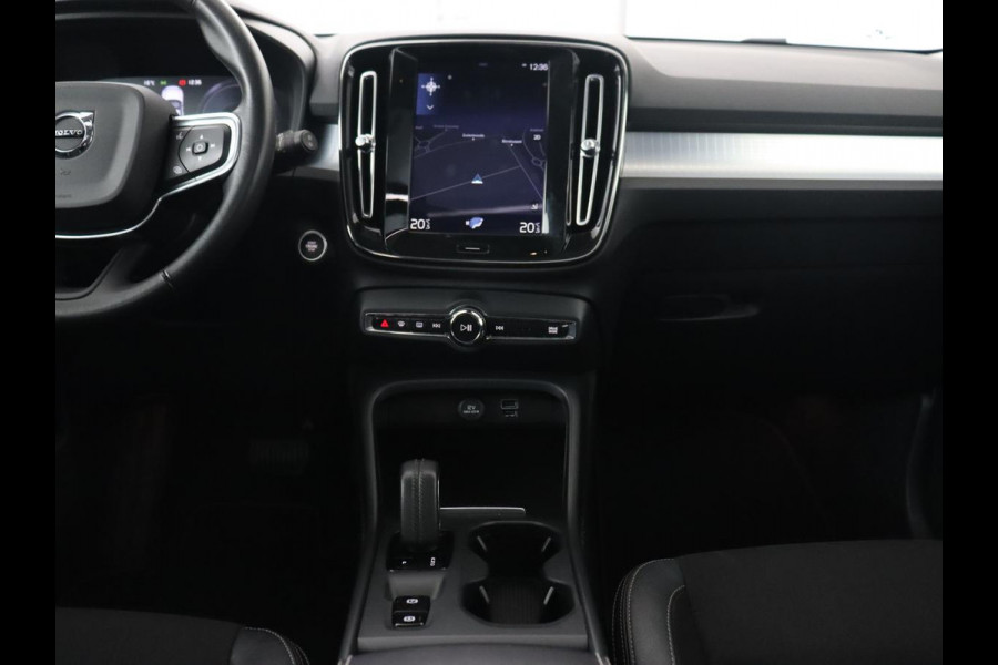 Volvo XC40 1.5 T5 Recharge Business Pro | Panoramadak | Adaptive cruise | Camera | Carplay | Half leder | Navigatie | Full LED | PHEV | Plug In