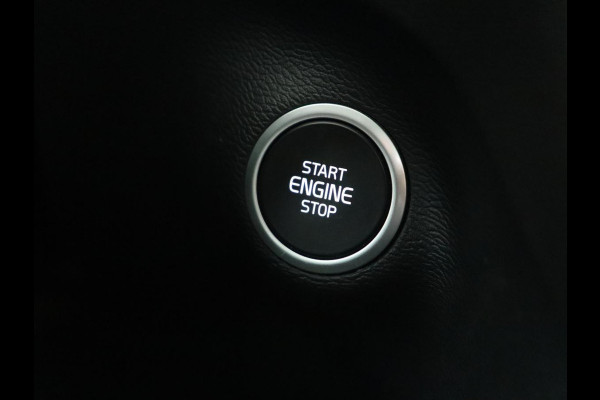 Volvo XC40 1.5 T5 Recharge Business Pro | Panoramadak | Adaptive cruise | Camera | Carplay | Half leder | Navigatie | Full LED | PHEV | Plug In