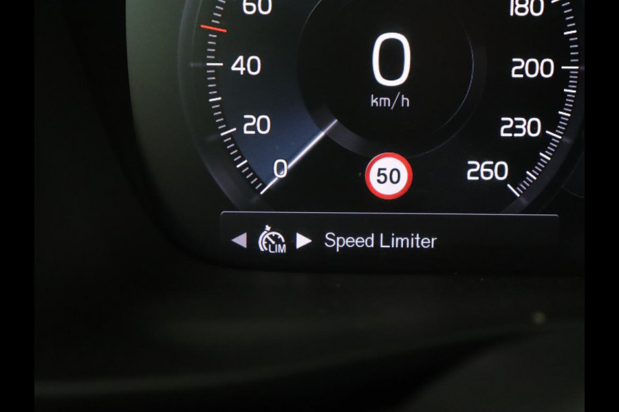 Volvo XC40 1.5 T5 Recharge Business Pro | Panoramadak | Adaptive cruise | Camera | Carplay | Half leder | Navigatie | Full LED | PHEV | Plug In