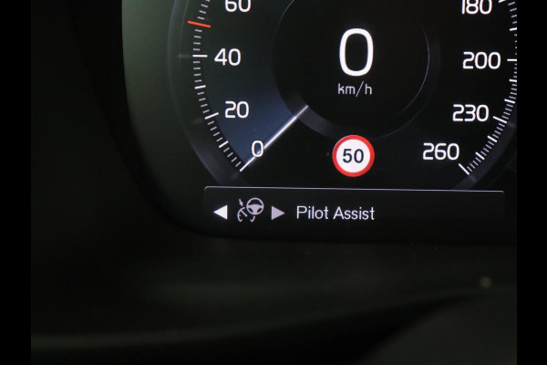 Volvo XC40 1.5 T5 Recharge Business Pro | Panoramadak | Adaptive cruise | Camera | Carplay | Half leder | Navigatie | Full LED | PHEV | Plug In