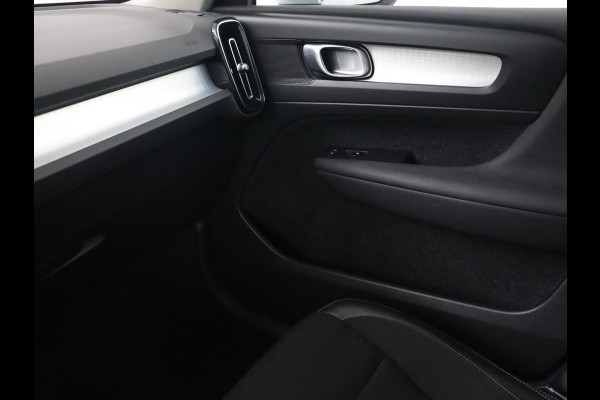 Volvo XC40 1.5 T5 Recharge Business Pro | Panoramadak | Adaptive cruise | Camera | Carplay | Half leder | Navigatie | Full LED | PHEV | Plug In