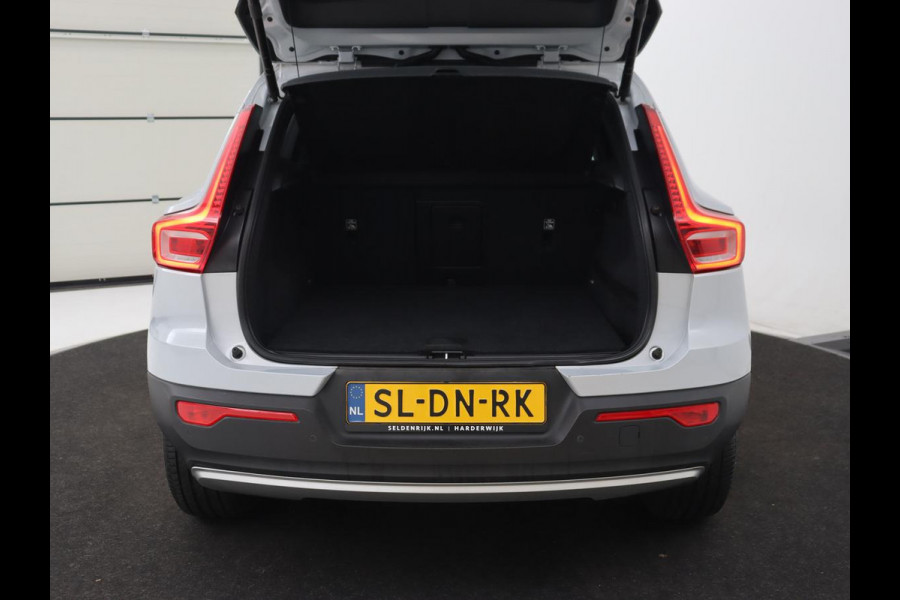 Volvo XC40 1.5 T5 Recharge Business Pro | Panoramadak | Adaptive cruise | Camera | Carplay | Half leder | Navigatie | Full LED | PHEV | Plug In