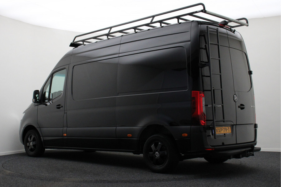 Mercedes-Benz Sprinter 315 CDI Automaat L2H2 FWD Leer, Apple Carplay, Camera, Cruise, LED, Imperiaal, Trekhaak, 16''