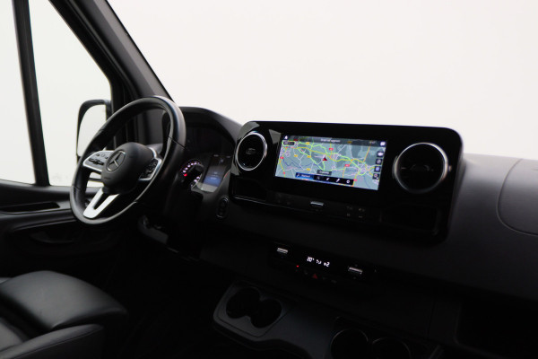 Mercedes-Benz Sprinter 315 CDI Automaat L2H2 FWD Leer, Apple Carplay, Camera, Cruise, LED, Imperiaal, Trekhaak, 16''