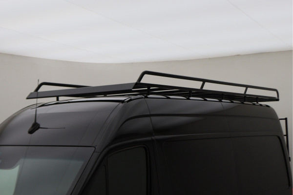 Mercedes-Benz Sprinter 315 CDI Automaat L2H2 FWD Leer, Apple Carplay, Camera, Cruise, LED, Imperiaal, Trekhaak, 16''