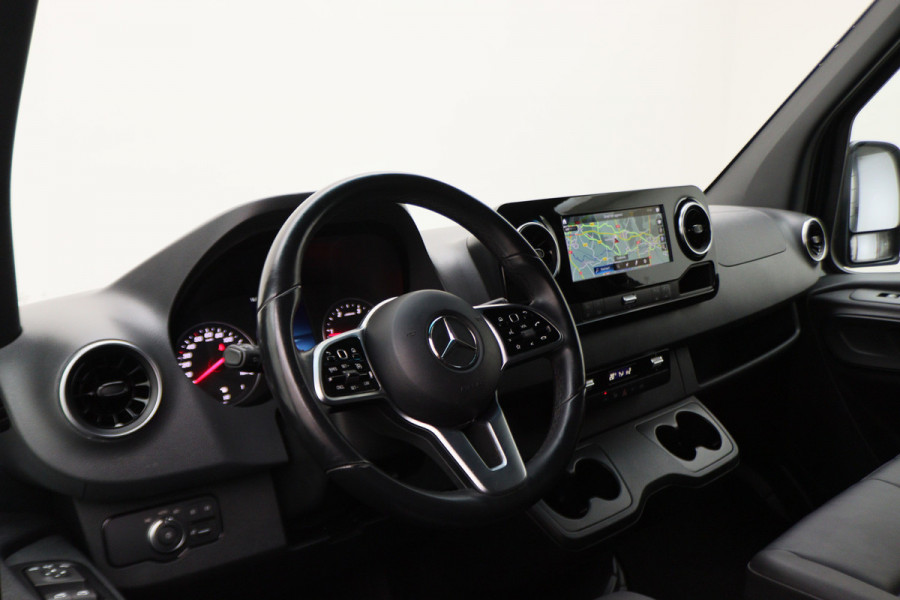 Mercedes-Benz Sprinter 315 CDI Automaat L2H2 FWD Leer, Apple Carplay, Camera, Cruise, LED, Imperiaal, Trekhaak, 16''