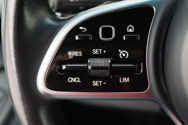 Mercedes-Benz Sprinter 315 CDI Automaat L2H2 FWD Leer, Apple Carplay, Camera, Cruise, LED, Imperiaal, Trekhaak, 16''