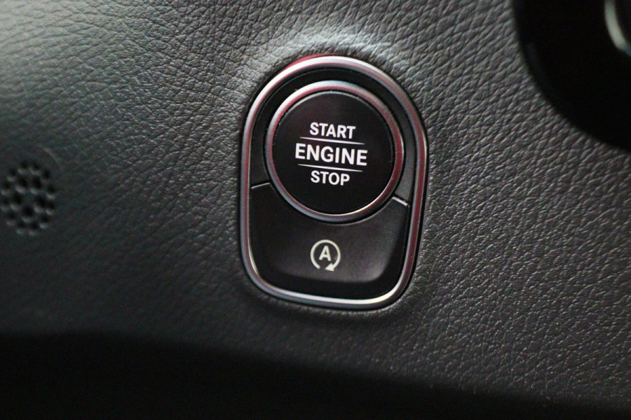 Mercedes-Benz Sprinter 315 CDI Automaat L2H2 FWD Leer, Apple Carplay, Camera, Cruise, LED, Imperiaal, Trekhaak, 16''