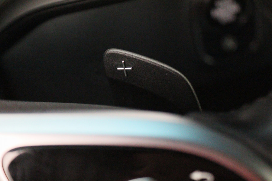 Mercedes-Benz Sprinter 315 CDI Automaat L2H2 FWD Leer, Apple Carplay, Camera, Cruise, LED, Imperiaal, Trekhaak, 16''