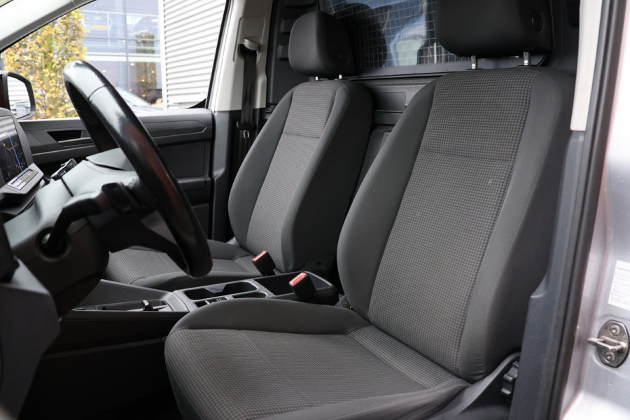 Volkswagen Caddy Cargo 2.0 TDI 185 PK DSG | Marge | BTW Vrij | AV Edition | Navigatie | CarPlay | MF Stuur | F1 Flippers | Cruise control | DAB | Spoilerkit | Nieuwe APK | NL Auto