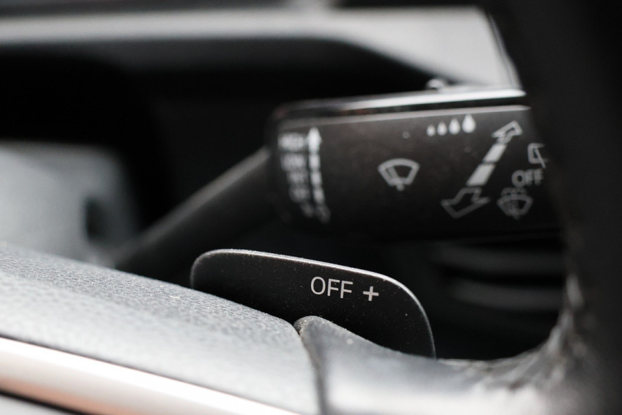 Volkswagen Caddy Cargo 2.0 TDI 185 PK DSG | Marge | BTW Vrij | AV Edition | Navigatie | CarPlay | MF Stuur | F1 Flippers | Cruise control | DAB | Spoilerkit | Nieuwe APK | NL Auto