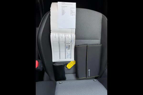Renault Kangoo TCe 130 Techno Navi / LM velgen / P-sensoren & camera / Clima