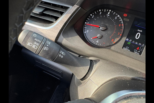 Renault Kangoo TCe 130 Techno Navi / LM velgen / P-sensoren & camera / Clima