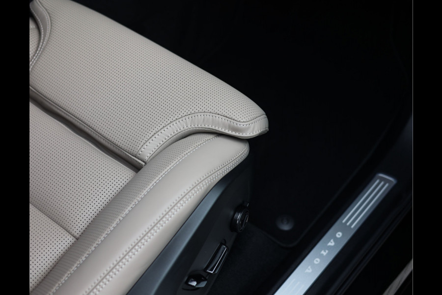 Volvo XC90 T8 AWD Ultra Dark | B&W - Luchtvering - Trekhaak