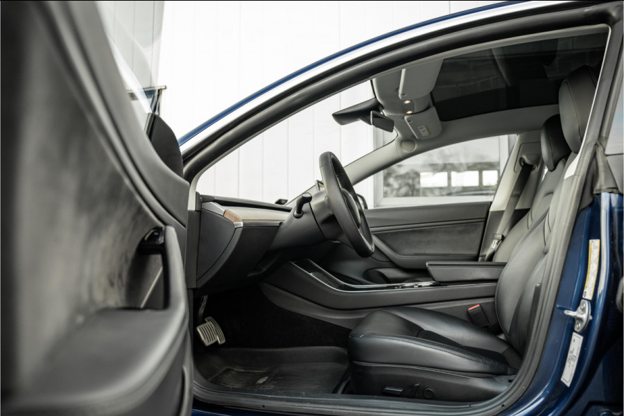 Tesla Model 3 Performance AWD 75 kWh Tijdelijke Black friday deal, nu van 29750.- voor 28750.-