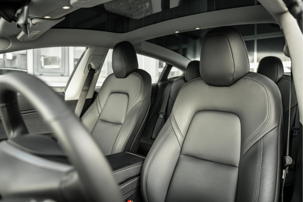 Tesla Model 3 Performance AWD 75 kWh Tijdelijke Black friday deal, nu van 29750.- voor 28750.-