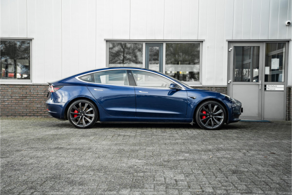 Tesla Model 3 Performance AWD 75 kWh Tijdelijke Black friday deal, nu van 29750.- voor 28750.-