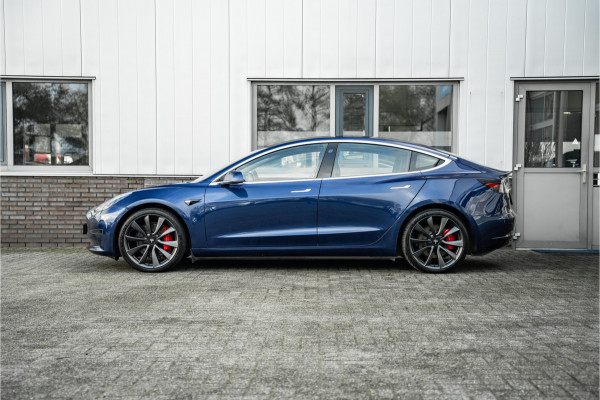 Tesla Model 3 Performance AWD 75 kWh Tijdelijke Black friday deal, nu van 29750.- voor 28750.-