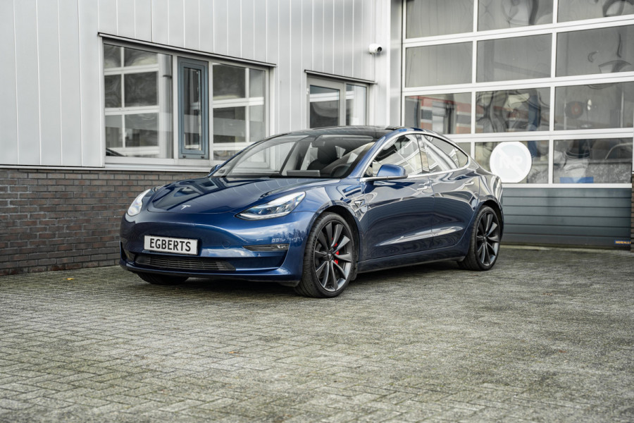 Tesla Model 3 Performance AWD 75 kWh Tijdelijke Black friday deal, nu van 29750.- voor 28750.-