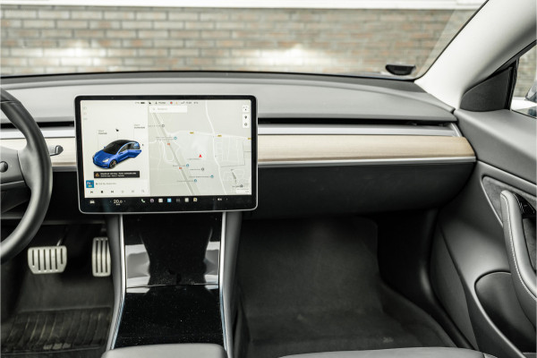 Tesla Model 3 Performance AWD 75 kWh Tijdelijke Black friday deal, nu van 29750.- voor 28750.-