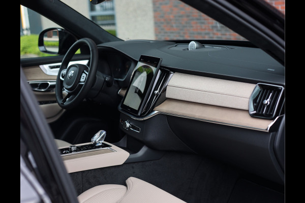 Volvo XC90 T8 AWD Ultra Dark | B&W - Luchtvering - Trekhaak