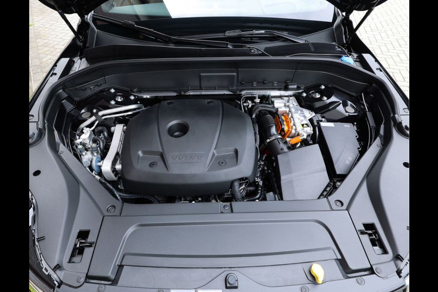 Volvo XC90 T8 AWD Ultra Dark | B&W - Luchtvering - Trekhaak