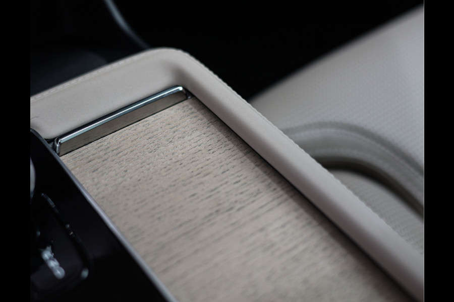 Volvo XC90 T8 AWD Ultra Dark | B&W - Luchtvering - Trekhaak