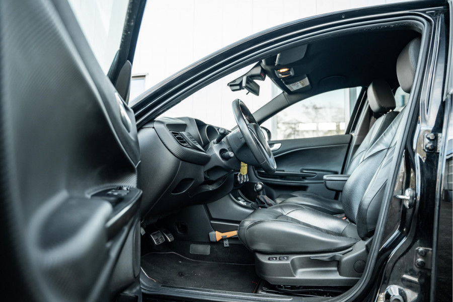 Alfa Romeo Giulietta 1.6 JTDm Super | Tijdelijke Black friday deal, nu van 12.950.- voor 11.650.