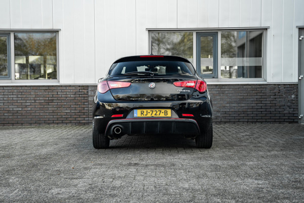 Alfa Romeo Giulietta 1.6 JTDm Super | Tijdelijke Black friday deal, nu van 12.950.- voor 11.650.