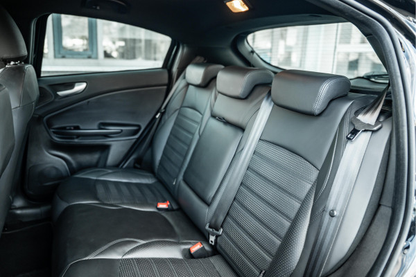 Alfa Romeo Giulietta 1.6 JTDm Super | Tijdelijke Black friday deal, nu van 12.950.- voor 11.650.