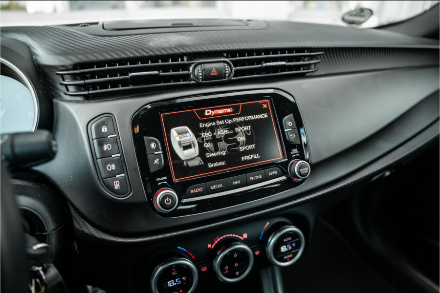 Alfa Romeo Giulietta 1.6 JTDm Super | Tijdelijke Black friday deal, nu van 12.950.- voor 11.650.