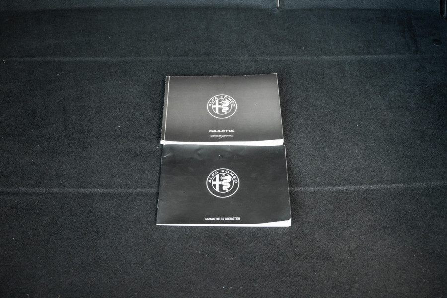 Alfa Romeo Giulietta 1.6 JTDm Super | Tijdelijke Black friday deal, nu van 12.950.- voor 11.650.