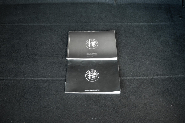 Alfa Romeo Giulietta 1.6 JTDm Super | Tijdelijke Black friday deal, nu van 12.950.- voor 11.650.