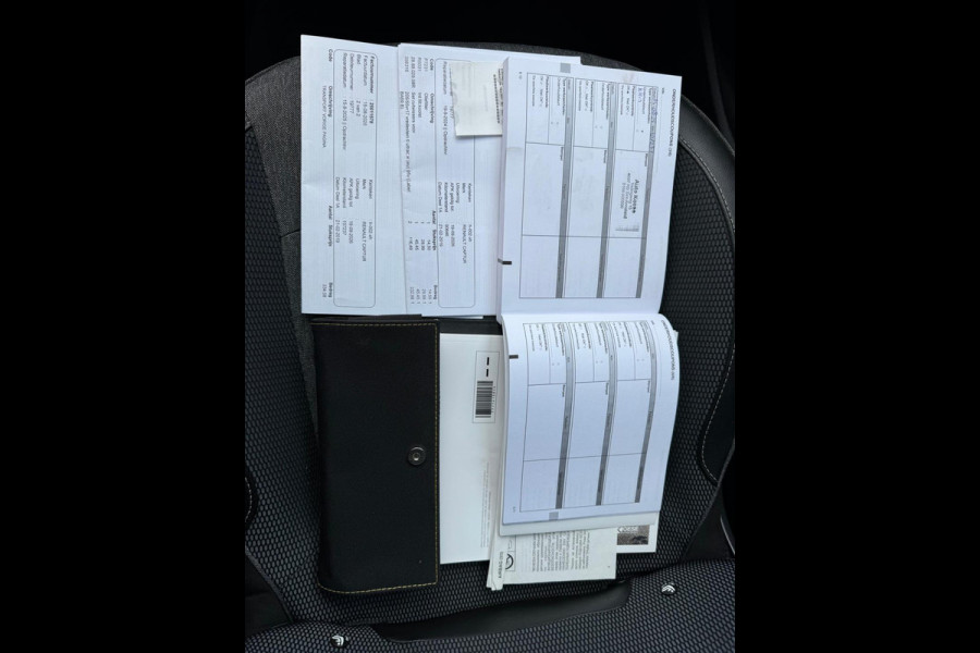 Renault Captur TCe 90 Intens Navi / P-sensoren & camera / Clima / LM velgen