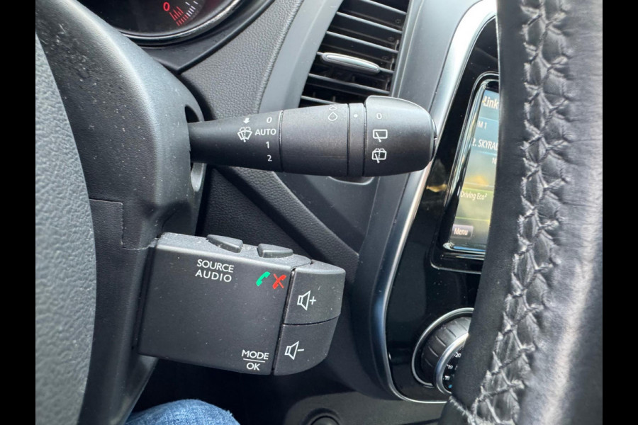 Renault Captur TCe 90 Intens Navi / P-sensoren & camera / Clima / LM velgen