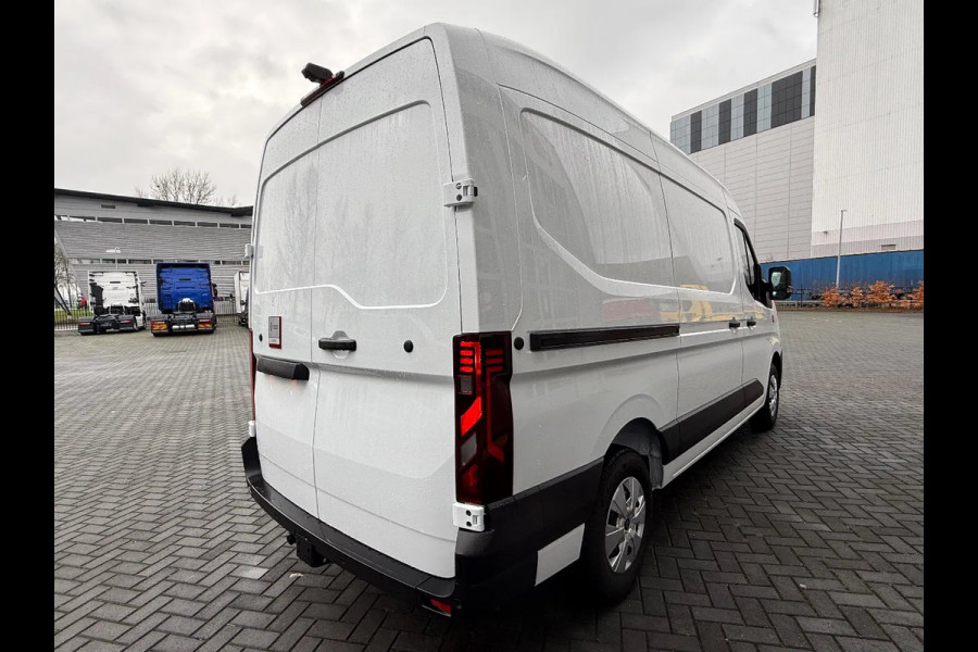 Renault Master 150pk Red Edition L2H2 BPM VRIJ/VOORRAAD/NIEUW