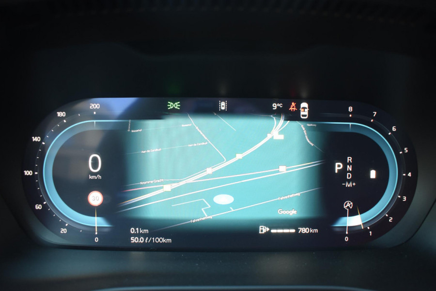 Volvo XC40 B4 211PK Automaat Plus Dark / Navigatie / Adaptive Cruise / Harman Kardon / Stuur- & Stoelverwarming / Elektrische achterklep / Achteruitrijcamera / Elektrische stoelverst. met geheugen / Trekhaak