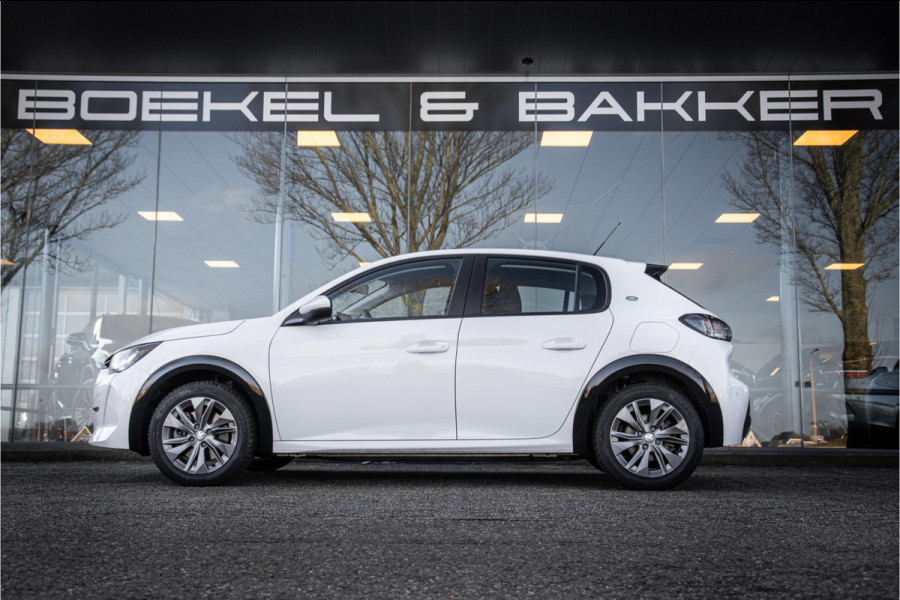 Peugeot e-208 EV Allure 50 kWh ** Camera ** Stoelverwarming ** Rijbereik tot 340km (WLTP)