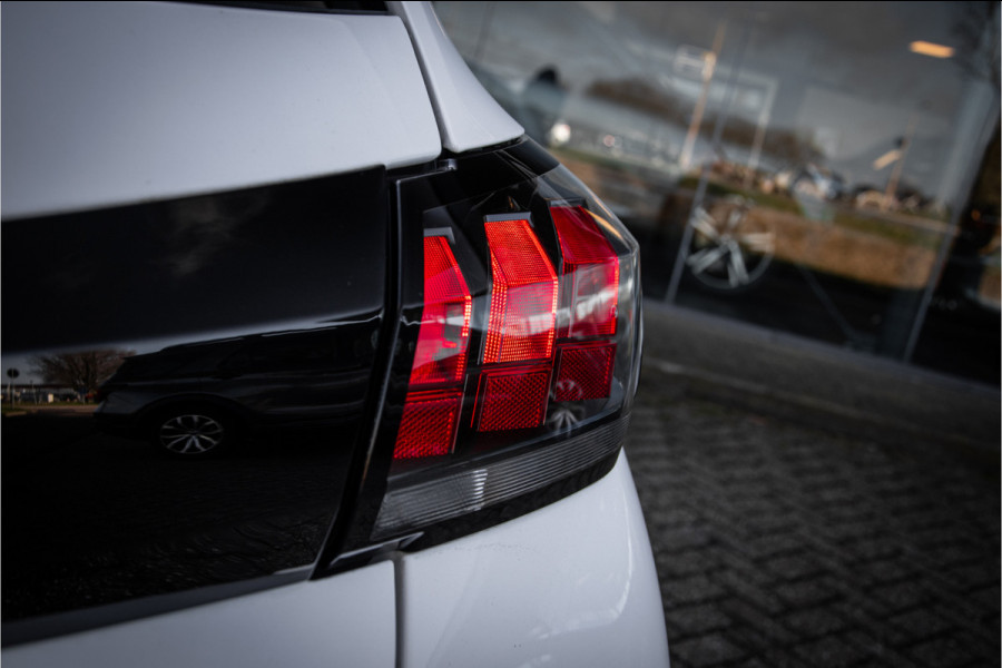 Peugeot e-208 EV Allure 50 kWh ** Camera ** Stoelverwarming ** Rijbereik tot 340km (WLTP)