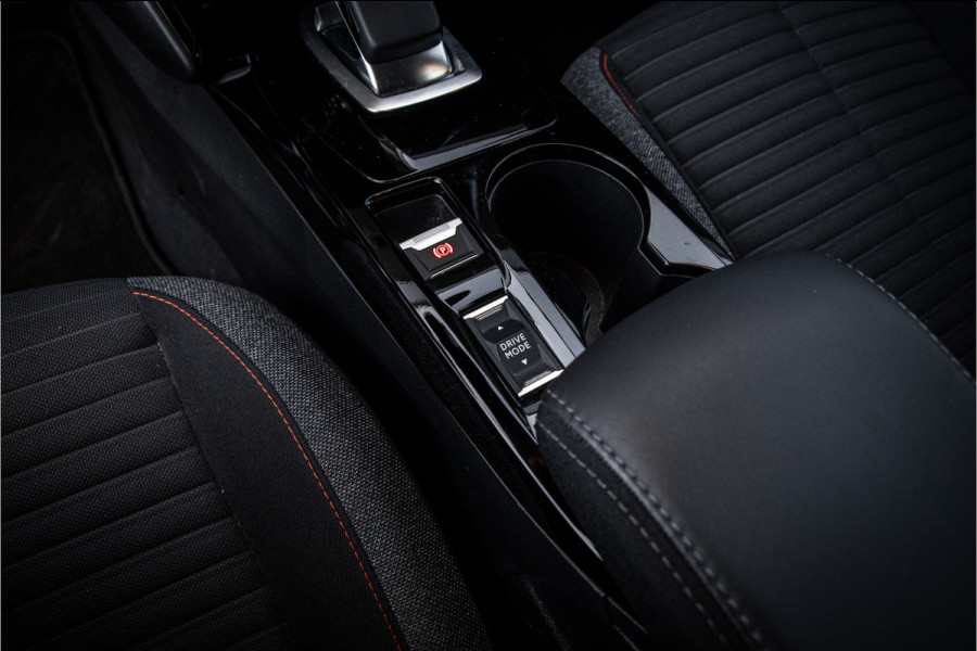 Peugeot e-208 EV Allure 50 kWh ** Camera ** Stoelverwarming ** Rijbereik tot 340km (WLTP)