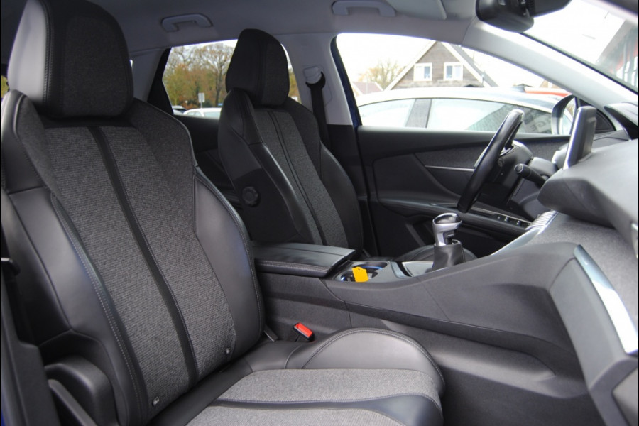 Peugeot 3008 1.2 PureTech Allure || Apple Carplay! Trekhaak