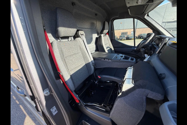 Renault Master Red Edition E-TECH L3H2 NIEUW/ ZWART/ LM VELGEN