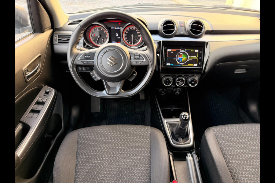 Suzuki Swift 1.2 Stijl Smart Hybrid ACC Camera Carplay Navi Stoelverw Xenon Parelmoer KM: 22.900 !!!