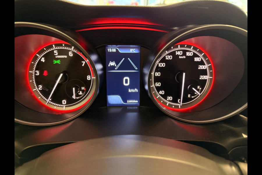 Suzuki Swift 1.2 Stijl Smart Hybrid ACC Camera Carplay Navi Stoelverw Xenon Parelmoer KM: 22.900 !!!