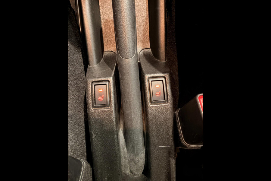 Suzuki Swift 1.2 Stijl Smart Hybrid ACC Camera Carplay Navi Stoelverw Xenon Parelmoer KM: 22.900 !!!