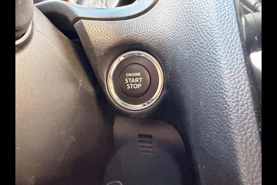 Suzuki Swift 1.2 Stijl Smart Hybrid ACC Camera Carplay Navi Stoelverw Xenon Parelmoer KM: 22.900 !!!