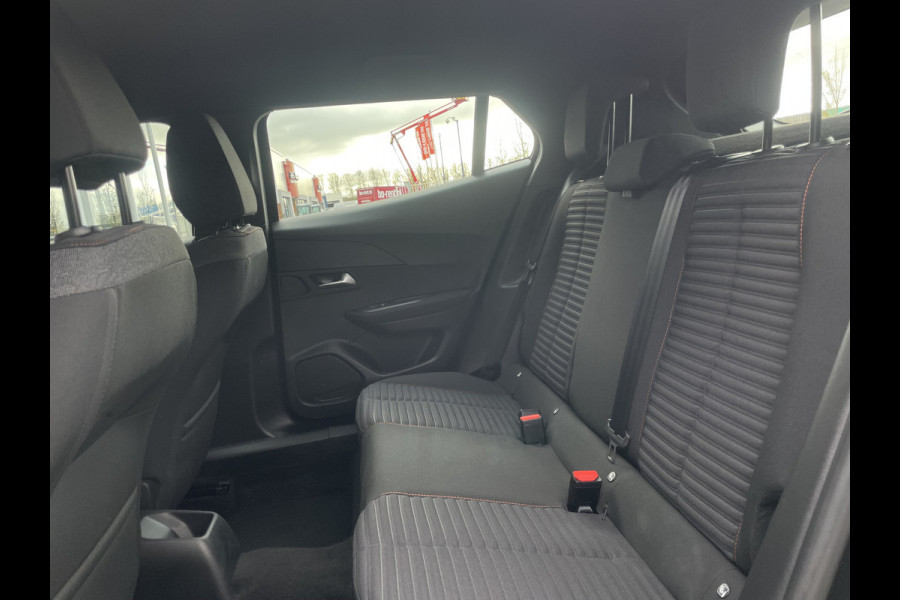 Peugeot 2008 1.2 PureTech Active | Camera | Parkeersensoren | Stoelverwarming