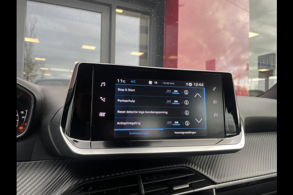 Peugeot 2008 1.2 PureTech Active | Camera | Parkeersensoren | Stoelverwarming